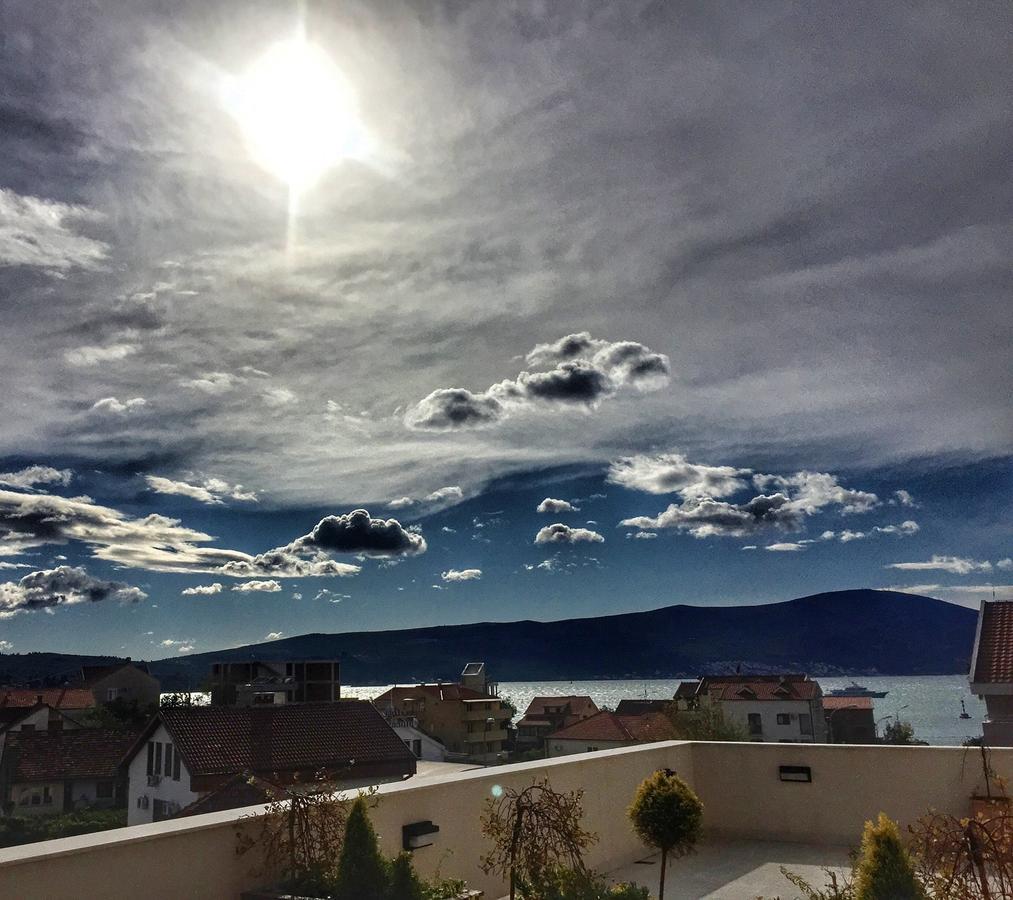 Hotel Helada Tivat Kültér fotó
